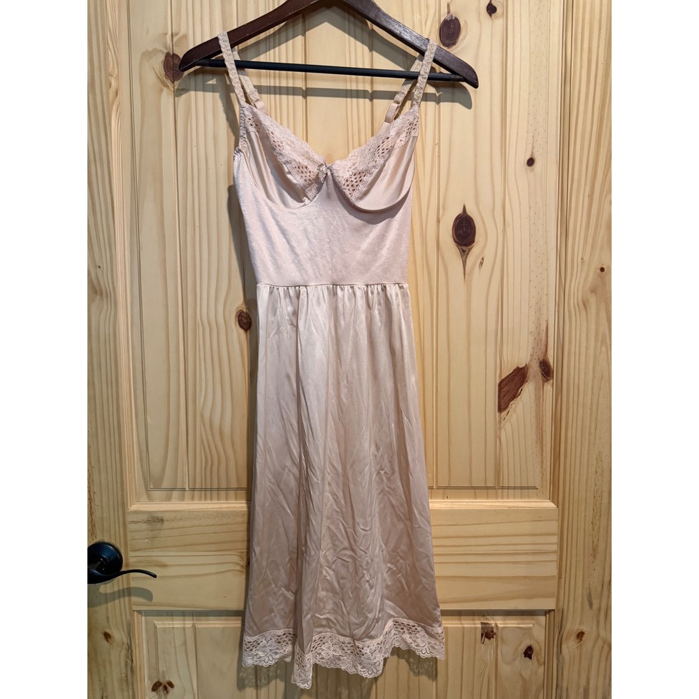 Vintage JCPenney Pink Lace Underwire Full Slip Antron III Nylon USA Made 36A